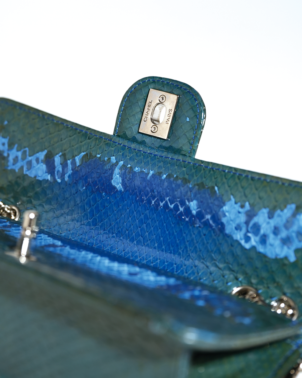 Python Flap Chain Bag